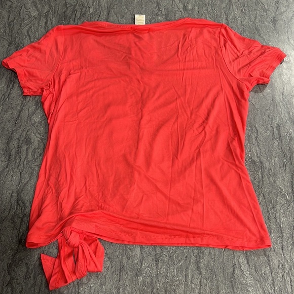 Womens Tee - Picture 2 of 3